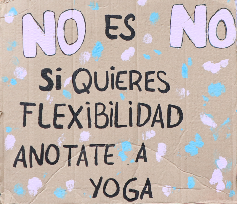 NO ES NO / SI QUIERES FLEXIBILIDAD ANÓTATE A YOGA